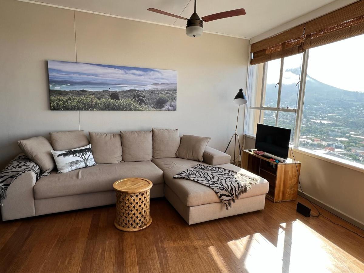 Breathtaking Views, Brand New Renovated Apartment Кейптаун Екстериор снимка