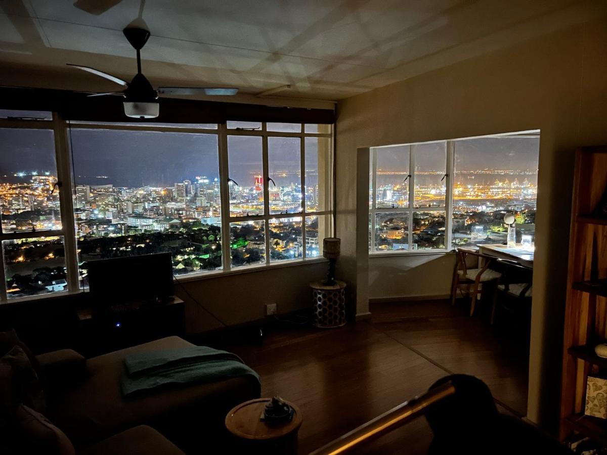 Breathtaking Views, Brand New Renovated Apartment Кейптаун Екстериор снимка